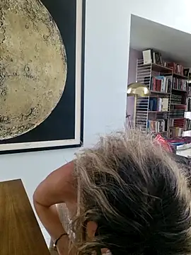 CelynaRoss webcam