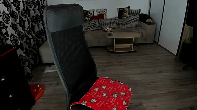 Charlotte_Diamonds webcam