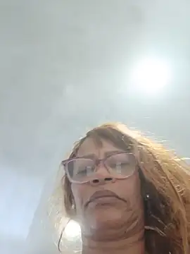 BustyMilf_ webcam