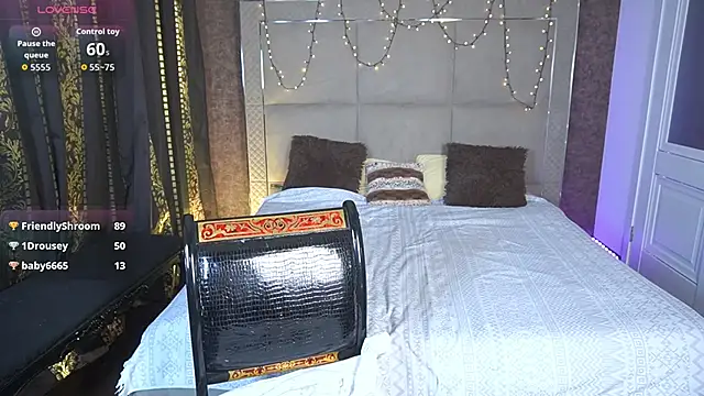 VelvetLuck webcam