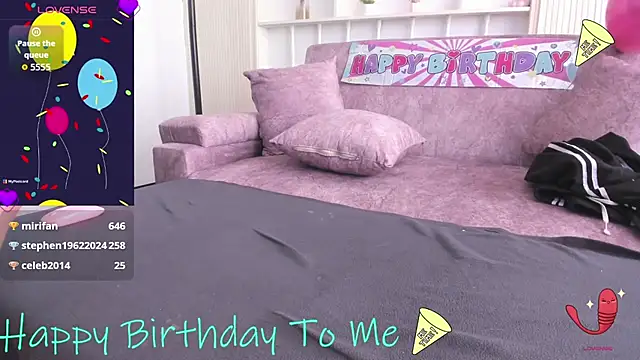 VelvetMouth_ webcam