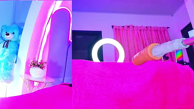 NathaxaLeans webcam