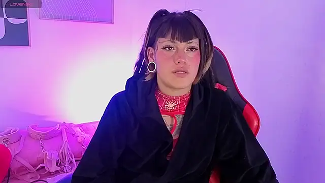 _sharlotte777 webcam
