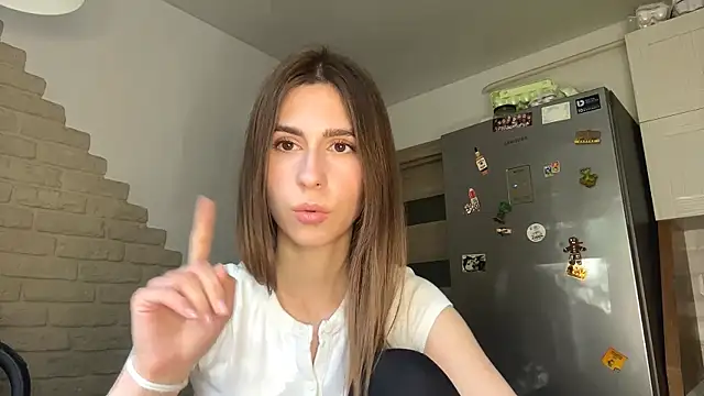 ZaraGuyette webcam