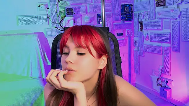 EvaThopson webcam