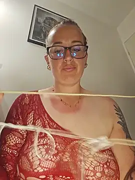 Lindsay_00off webcam