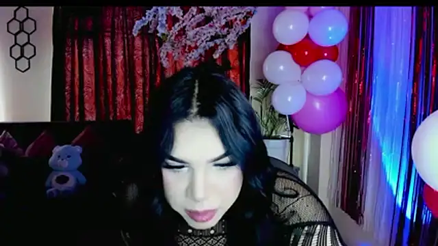linda_zaam83866 webcam