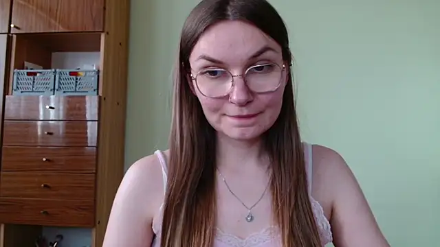 LooveELLYx webcam