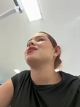 miacarrot webcam