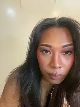 hugecock_tamira webcam