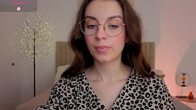Real_cutie1 webcam