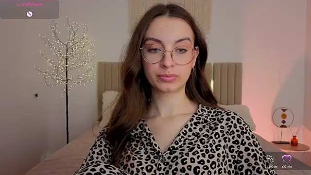 Real_cutie1 webcam