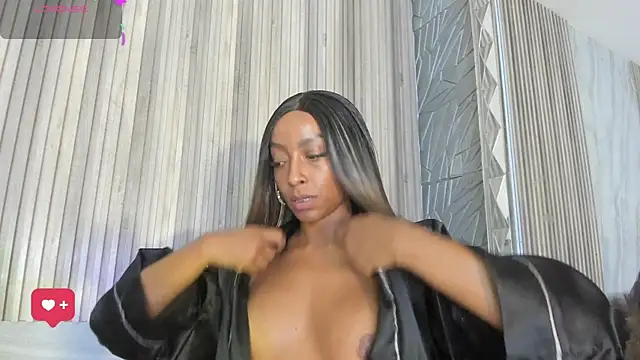 BriannaChelsea webcam