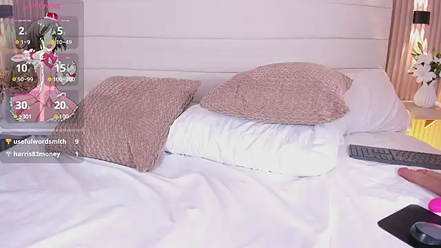 LisaLain webcam