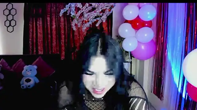 linda_zaam83866 webcam