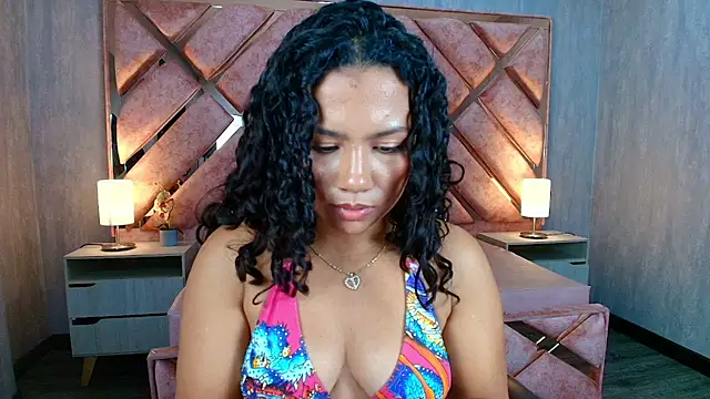 TamaraaHoney webcam