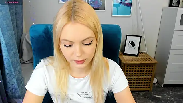 KatherineePierce webcam