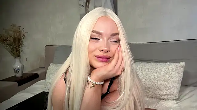 RussianGirlXX webcam