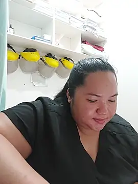 LianaCruzado webcam
