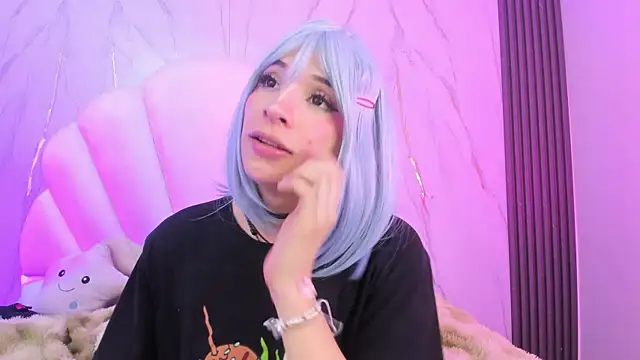 AliiceWonderland_ webcam