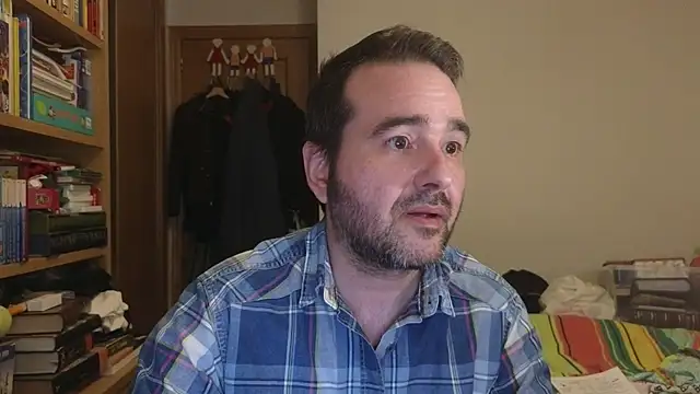 curiosillo83 webcam