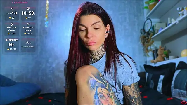 tattooedBabyy webcam