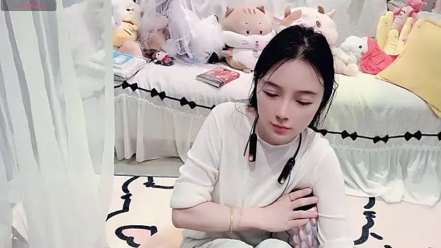 AKiKi711 webcam