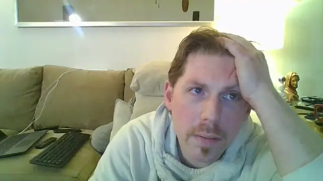 9VOLTT webcam