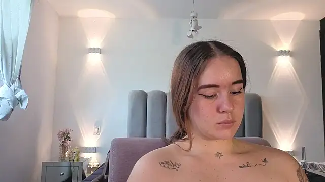 AlliceLover webcam