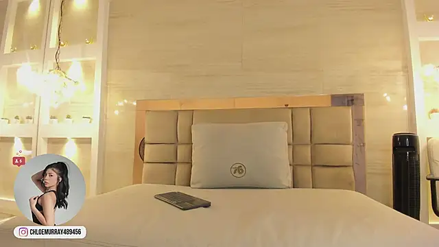 chloe_murray webcam