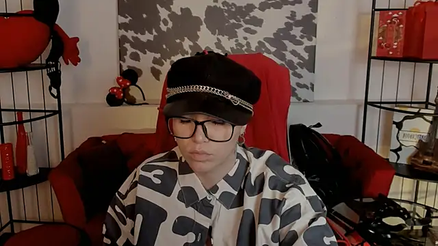 NeoGeisha webcam