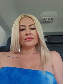 MILFBARBY webcam