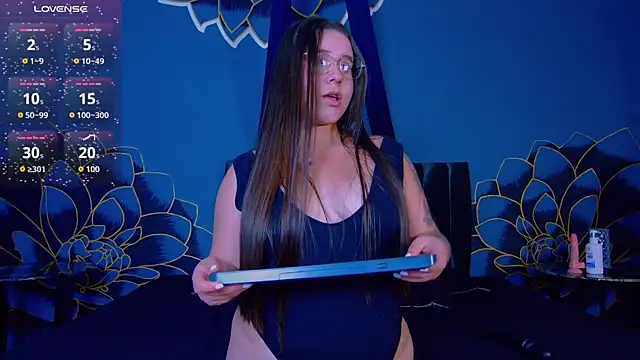 Lia_Avalon webcam