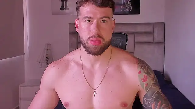 paul_rogerr webcam