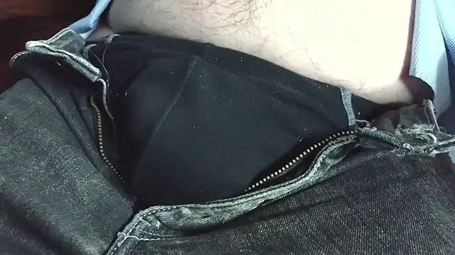 hairyandtiny webcam