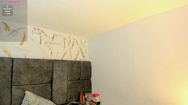 Cristal_Velle webcam