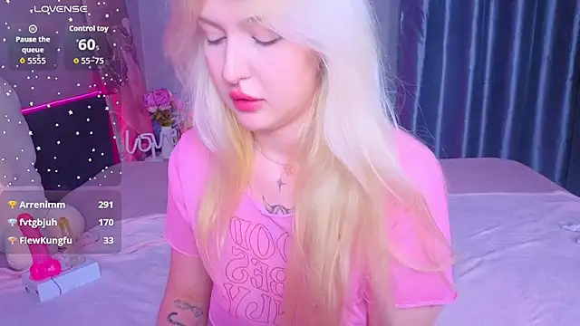 BlondieSummer webcam