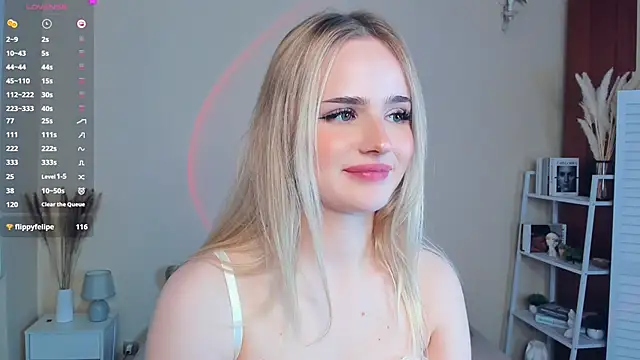 PorcelainBun webcam