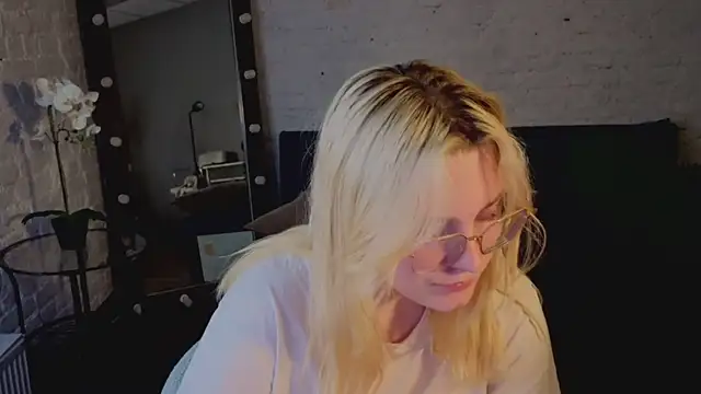 StellaVanilla webcam