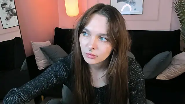 ChloeSunny webcam