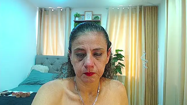 sasi_luna webcam