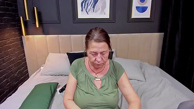 LindaPassionate webcam