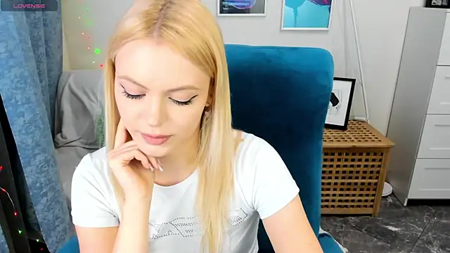 KatherineePierce webcam