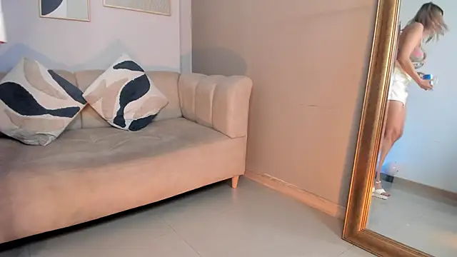 marie_bass webcam