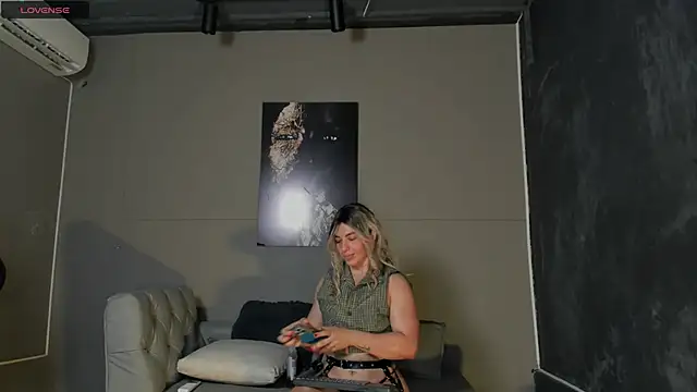 AliceFit_212 webcam