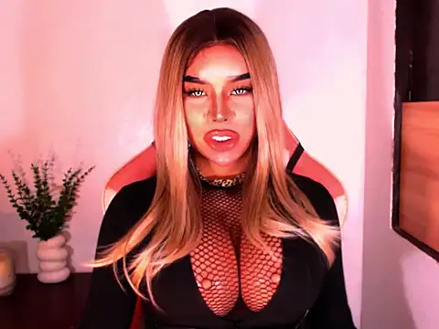 Zandralopez webcam
