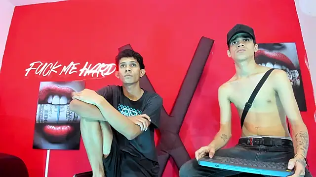 TWINKS_BOYSX webcam