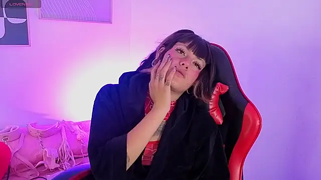 _sharlotte777 webcam