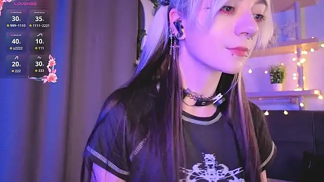 TristaRoht webcam
