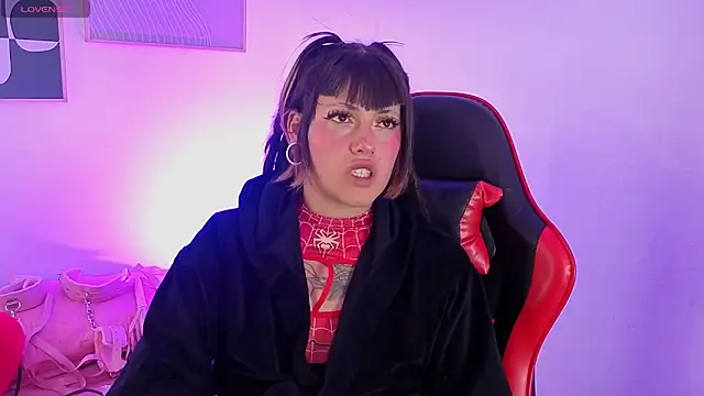 _sharlotte777 webcam